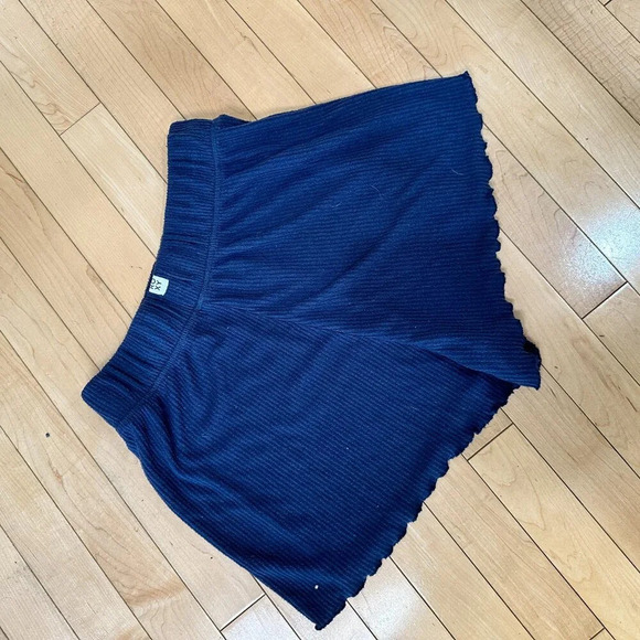 ROXY Navy Blue Soft Ribbed Lettuce Edge Comfy Shorts - Small - Picture 4 of 5